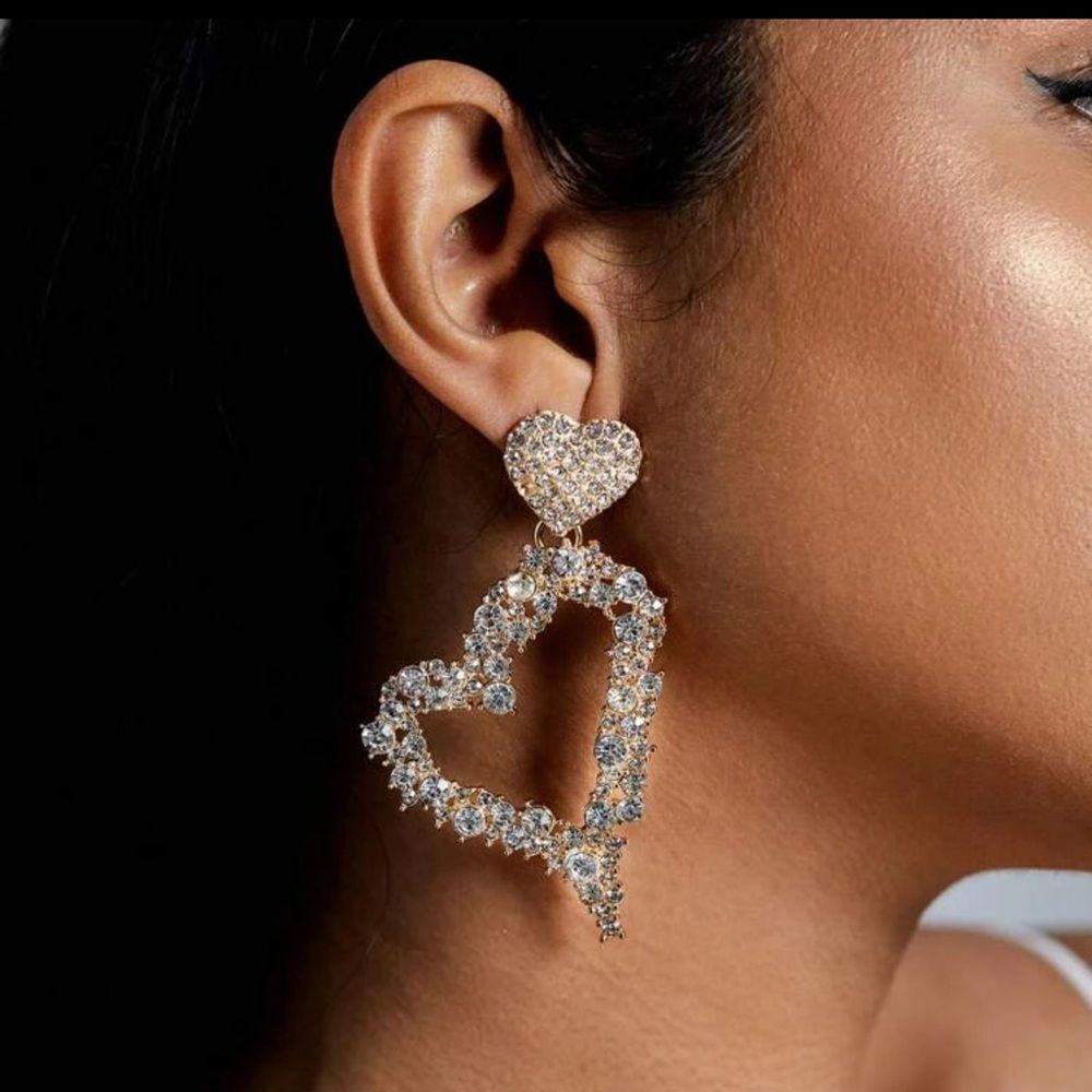 Statement Rhinestone Heart Drop Earrings - image 4